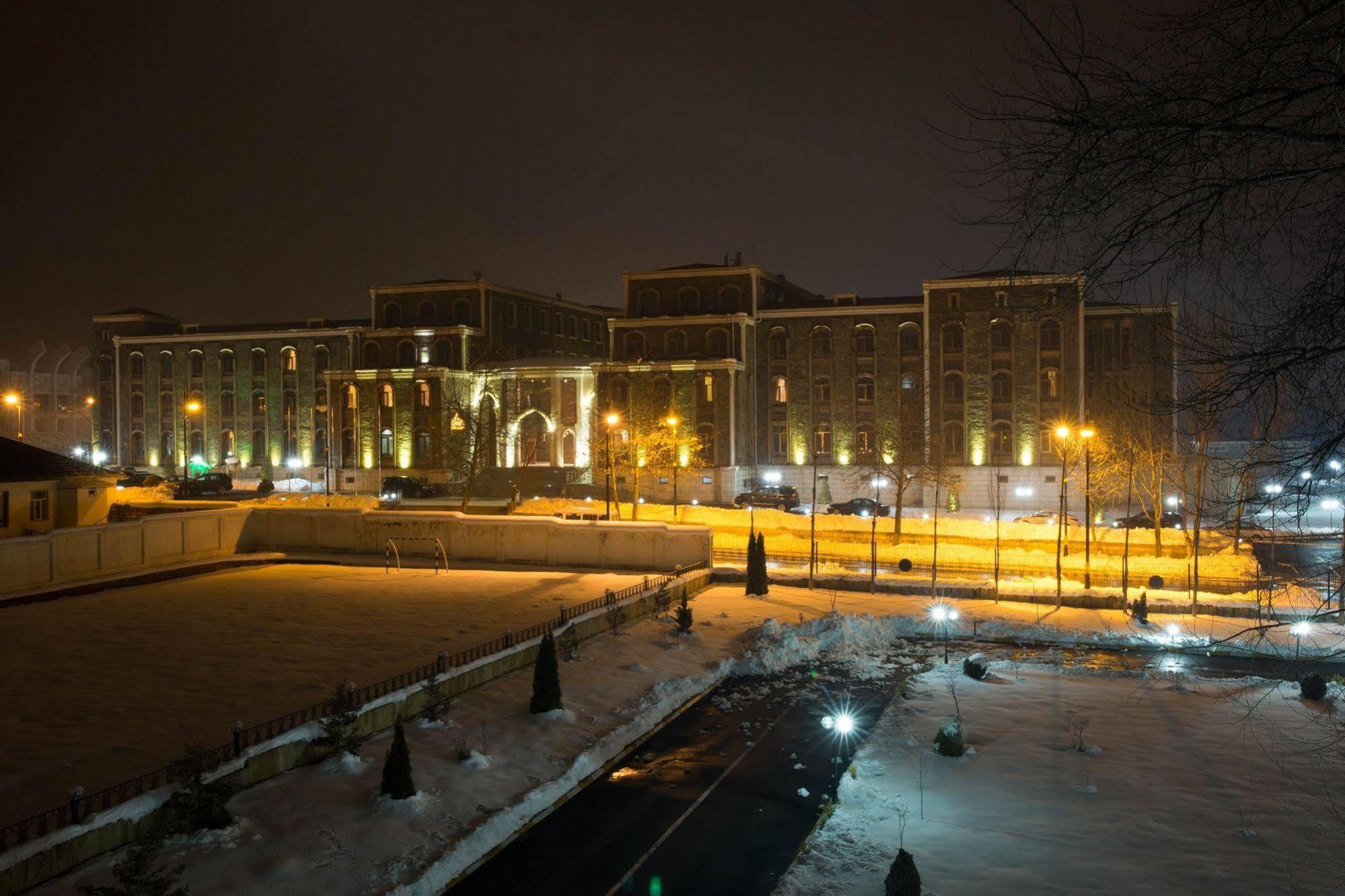 Qafqaz Karvansaray Hotel Габала Экстерьер фото